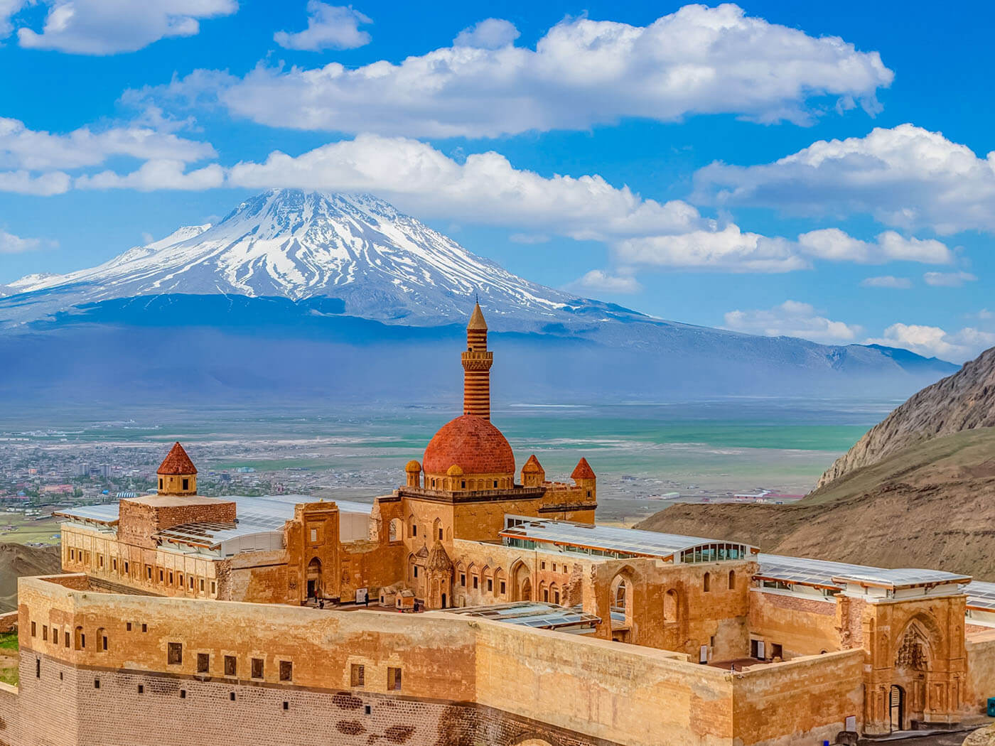 trekking mount ararat, Ishak Isaac pasha Palace